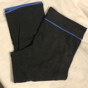 Champion capri workout pant.